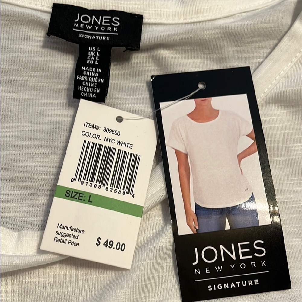 NWT Classic‎ White Tee Floral Trim Embellished Short Sleeves Jones New York - Picture 3 of 9